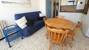 Interior - Modern T2 in Port-la-Nouvelle - 4/5p - Parking - Seafront (Port-la-Nouvelle)