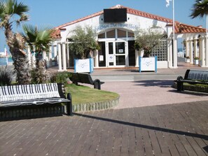 Exterior - Spacieux T3 climatisé pour 5 pers. à 200m de la plage avec parking. (Port-la-Nouvelle)