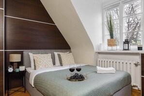 3 habitaciones, tabla de planchar con plancha, cuna de viaje y wifi 