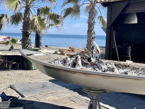 Beachfront apartment in Torrox-Costa with air conditioning and Wi-Fi