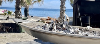 Beachfront apartment in Torrox-Costa with air conditioning and Wi-Fi