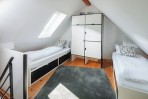2 bedrooms, travel cot, free WiFi, bed sheets - // Ferienloft Inselliebe // (Norderney)