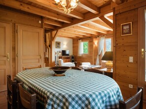 تناول الطعام