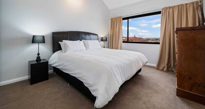 Apartment on William in CBD - 2 Bed, 2 Bath, Wi-Fi