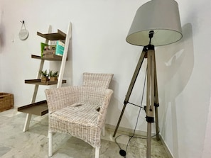 Interior - Unique Apartment in Córdoba's Historic Jewish Quarter, 5-Min Walk to Mosque-Cathedral (Córdoba)