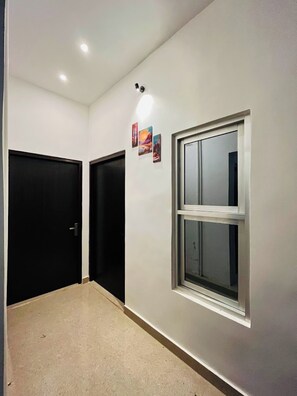 Área de estar no saguão