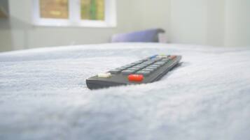 1 bedroom, free WiFi, bed sheets