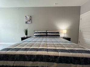 2 bedrooms, desk, iron/ironing board, free WiFi