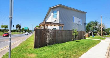 Villa Escondida #3 -2BD- Straight Shot to SpaceX!