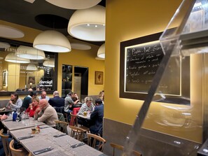 Dining - Attic Garden (Rome)