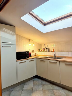 Eco-friendly cleaning products, paper towels