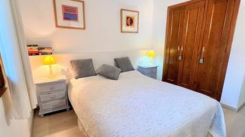 2 dormitoris, wifi i roba de llit