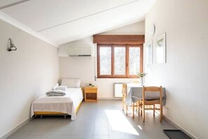 1 habitación, wifi y ropa de cama 