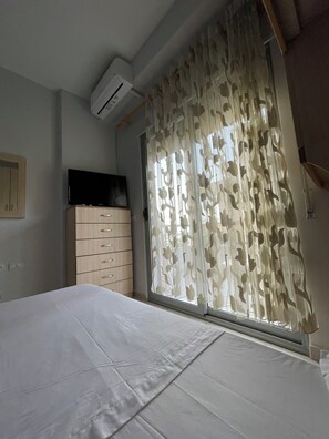 2 slaapkamers, een strijkplank/strijkijzer, wifi, beddengoed