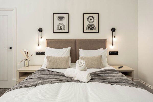 3 chambres, fer et planche à repasser, Wi-Fi gratuit