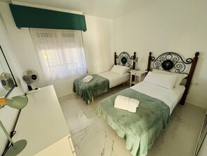 2 bedrooms, free WiFi, bed sheets