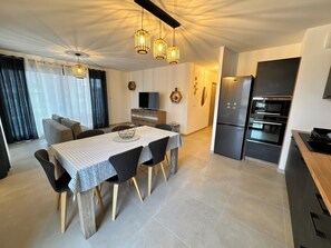 Dining - Annecy - L'arborea - Chaleureux Appartement (Epagny Metz-Tessy)