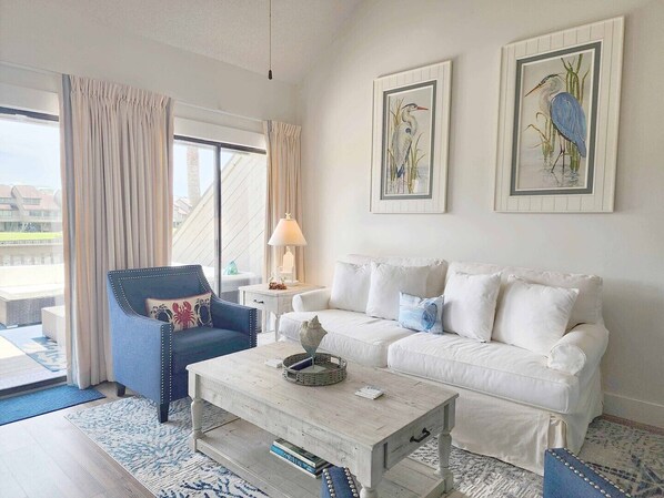 TV - Blue Heron Retreat at Litchfield by the Sea - View of Saltwater Lake (Pawleys Island)