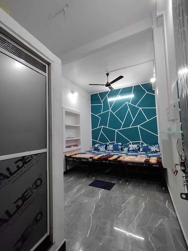 Sikarwar homestay homestay in ujjain 