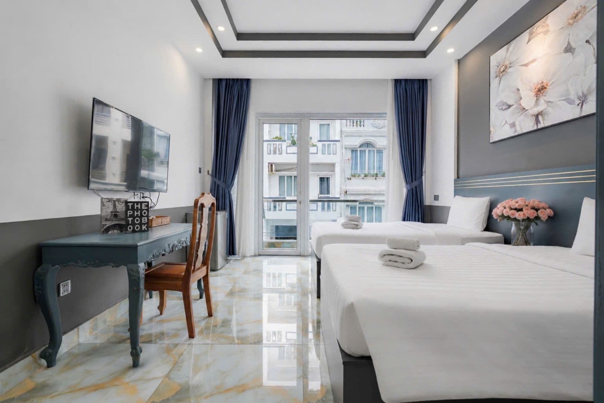 Deluxe Room, City View | Minibar, desk, laptop workspace, soundproofing