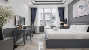 Deluxe Double or Twin Room, Balcony | Premium bedding, down duvets, minibar, desk