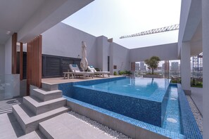 Piscine extérieure