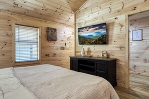 1 bedroom, iron/ironing board, free WiFi, bed sheets - Oasis- A Creekside Resort, Pickleball , WIFI, Mountain Views, Starting at $79" (Cosby)