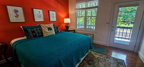 1 bedroom, desk, iron/ironing board, WiFi