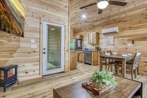 Dining - Restful Bungalow- Pickleball Court, Creek, WIFI, Mountain Views, Starting at $79 (Cosby)