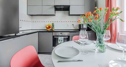 Apartment with 3 bedrooms on Londynska street