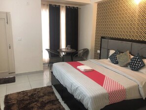 Free WiFi, bed sheets - Goroomgo Himalayan Guest House Solan (Solan)