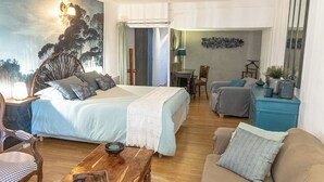 Suite Comfort | Wi-Fi gratis dan didekorasi berbeda-beda