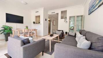 House | Living area | TV