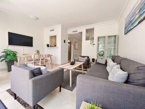 House | Living area | TV - Casa Mila Roda Sleeps 4 With Pool (San Javier)