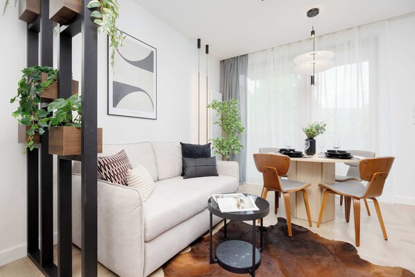 TV - Sarmacka 27 | Luxurious Apartment | Gym (Warszawa)