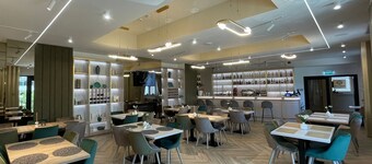 บูทีค โฮเทล บัลส์