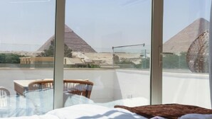 Unclassified image, 4 of 17, button - The Boulevard Sphinx Tower  (Giza)