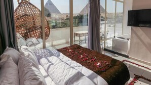 Unclassified image, 3 of 17, button - The Boulevard Sphinx Tower  (Giza)