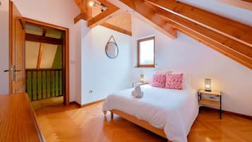 3 Schlafzimmer, Bügeleisen/Bügelbrett, Reisekinderbett, WLAN