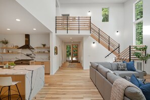 Interior - Sandy River Group Getaway 3 (Mount Hood Village)