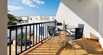 Immaculate 2-bed Apartment No 5 in Playa Blanca