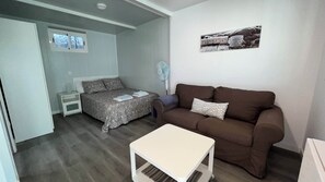 Living area - Modern Tiny Country House Near Fataga & Maspalomas (San Bartolomé de Tirajana)