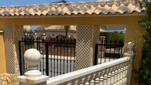 Villa | Property grounds - Inviting 4-bed Villa in Orihuela (Orihuela)