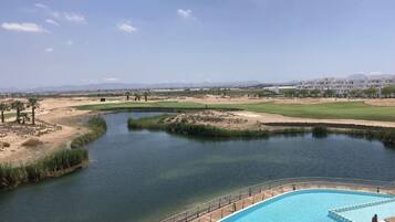 Huoneisto | Uima-allas | Ulkouima-allas