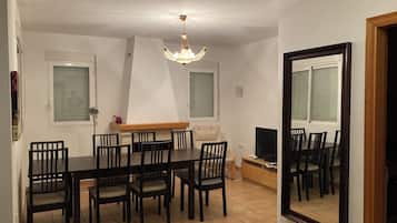 House | Dining
