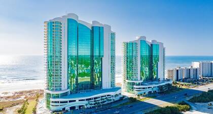 TURQUOISE Place. 3 bed 3 bath. Sleeps 12. Balcony Hot Tub . Spring Free Night