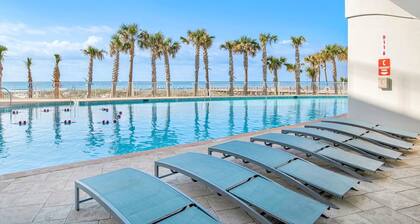 Balcony Hot Tub. Heated Indoor Pool.TURQUOISE Place, 3bed 3 bath. Nov 25% off.