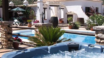 Villa | Property grounds