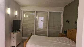 Casa | 3 dormitorios, tabla de planchar con plancha, wifi gratis y ropa de cama