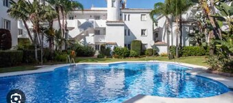 Beach Apartment - Sleeps 6, Pool & Private Terrace